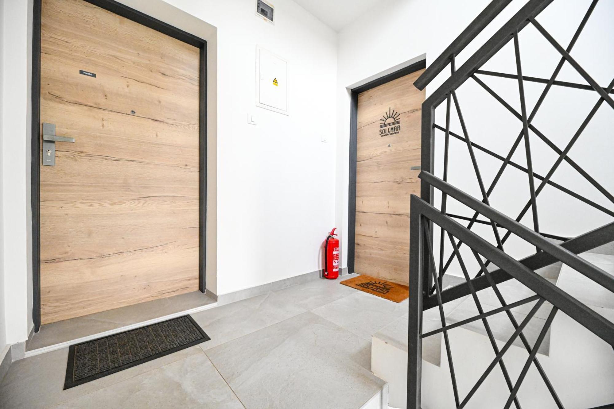 Solemar Luxury Rooms Free Parking ザダル エクステリア 写真